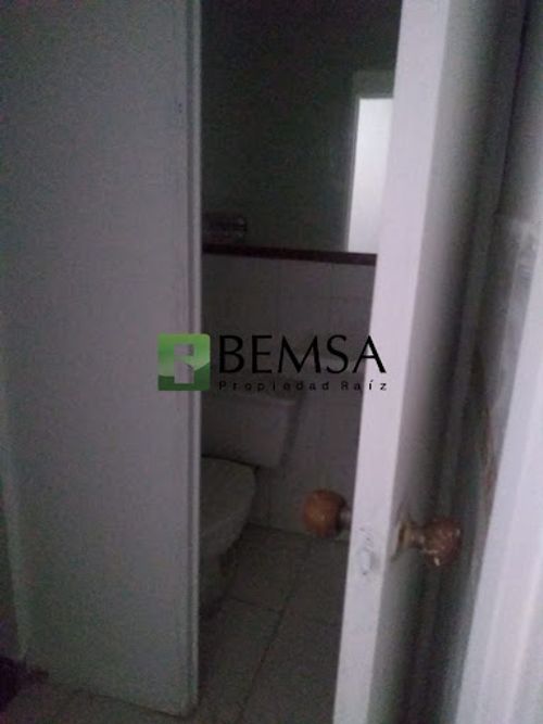 Local en arriendo en Villa Nueva, Medellín, 146 m² · foto 12 de 13
