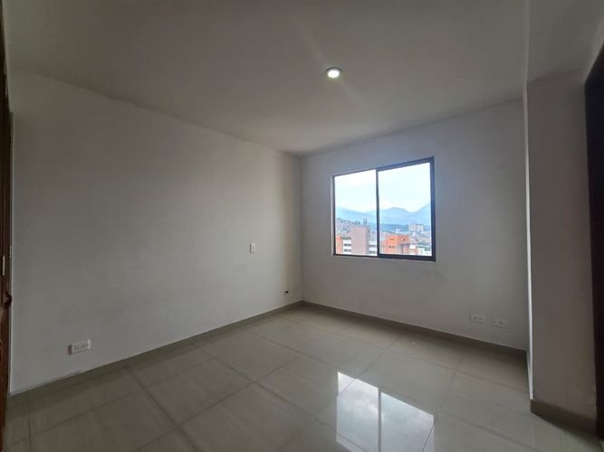 Apartamento de 3 alcobas en venta en Belén, Medellín, 187 m² · foto 19 de 20