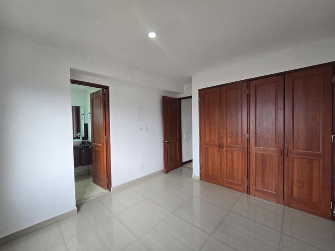 Apartamento de 3 alcobas en venta en Belén, Medellín, 187 m² · foto 16 de 20