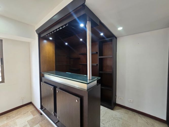Apartamento de 3 alcobas en venta en Belén, Medellín, 187 m² · foto 9 de 20