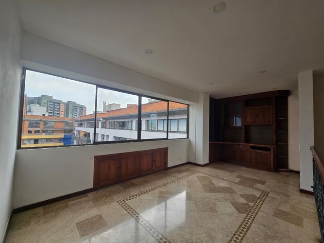 Apartamento de 3 alcobas en venta en Belén, Medellín, 187 m² · foto 12 de 20