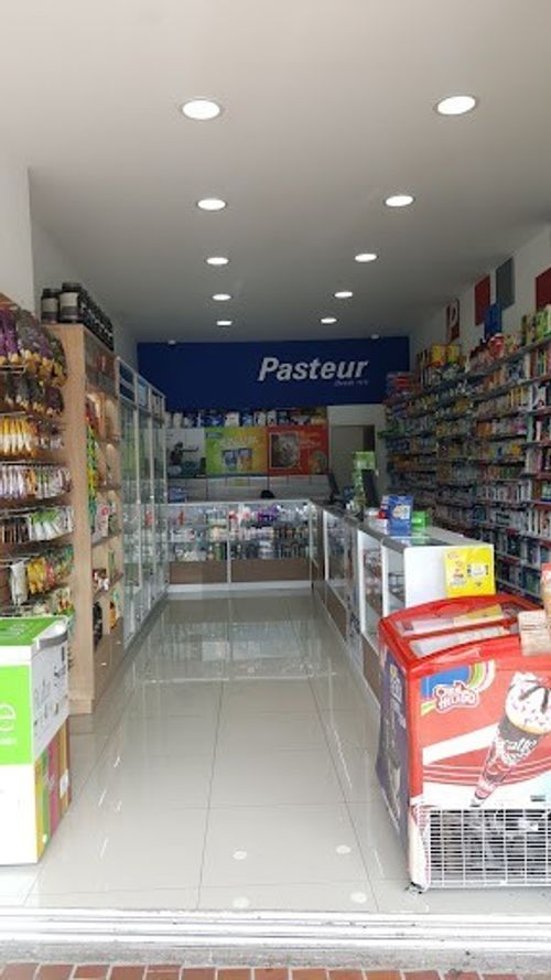 Local en venta en Los Naranjos, Medellín, 4122 m² · foto 7 de 19