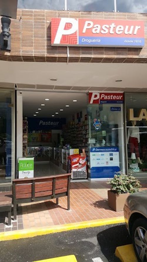 Local en venta en Los Naranjos, Medellín, 4122 m² · foto 8 de 19