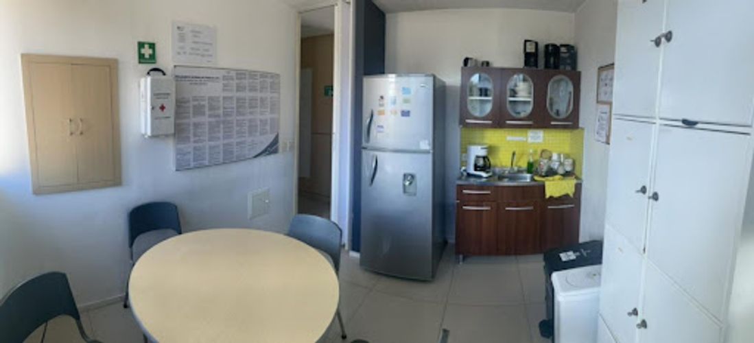 Consultorio en arriendo en Los Naranjos, Medellín, 210 m² · foto 21 de 24