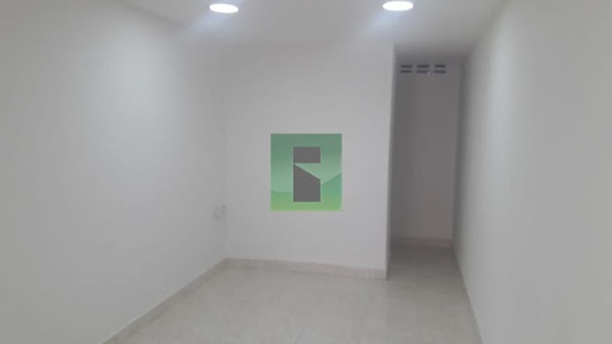 Local en venta en La Candelaria, Medellín, 18 m² · foto 3 de 6