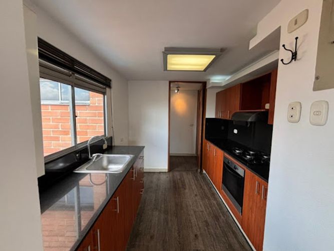 Apartamento de 2 alcobas en arriendo en Castropol, Medellín, 110 m² · foto 19 de 24