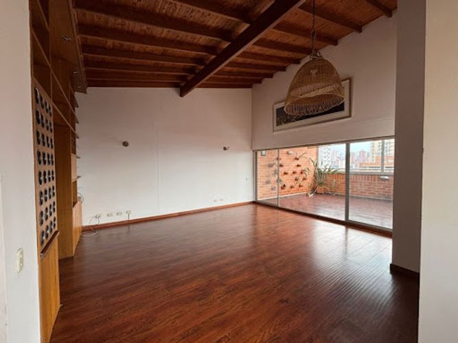 Apartamento de 2 alcobas en arriendo en Castropol, Medellín, 110 m² · foto 22 de 24