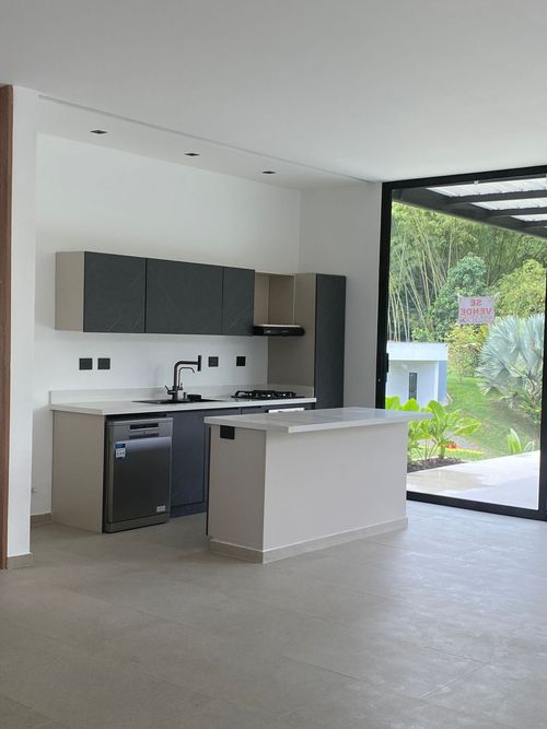 Casa de 3 alcobas en venta en Cerritos, Pereira, 1650 m² · foto 5 de 18