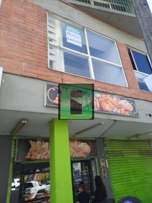 Local en arriendo en Sevilla, Medellín, 21 m² · foto 8 de 12