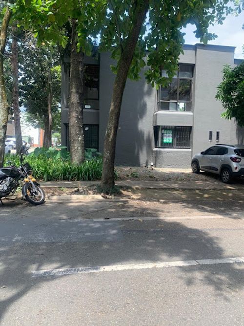 Casa de 3 alcobas en venta en La Aguacatala, Medellín, 590 m² · foto 7 de 24