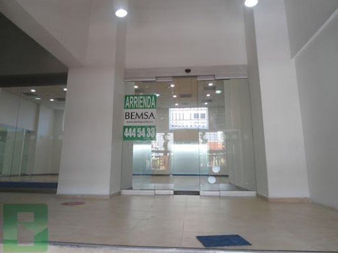 Local en arriendo en La Candelaria, Medellín, 794 m² · foto 5 de 24