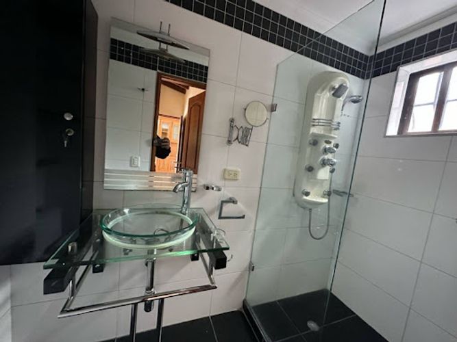 Casa de 5 alcobas en venta en Alto De Misael, Envigado, 386 m² · foto 21 de 24