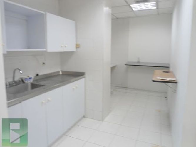Local en arriendo en La Candelaria, Medellín, 794 m² · foto 14 de 24