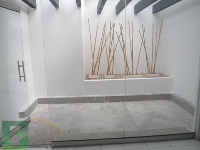 Local en arriendo en La Candelaria, Medellín, 794 m² · foto 17 de 24