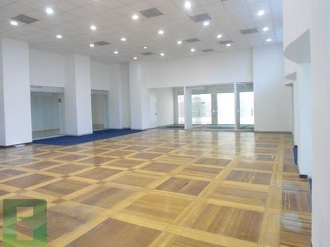 Local en arriendo en La Candelaria, Medellín, 794 m² · foto 21 de 24