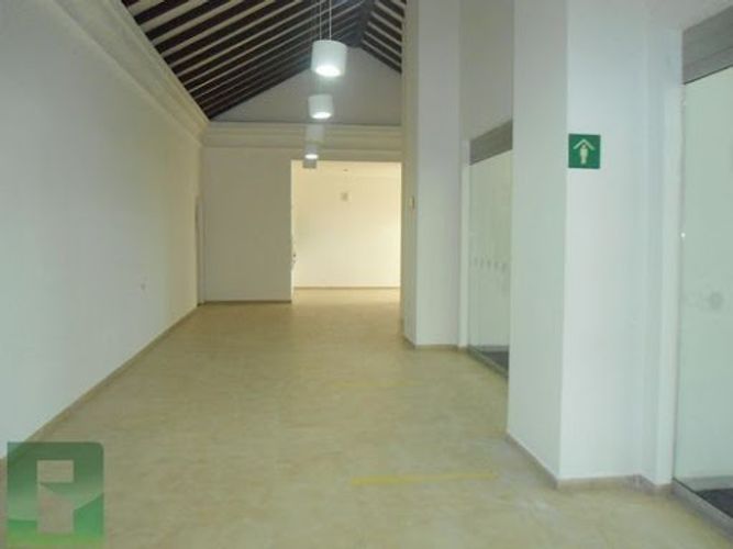Local en arriendo en La Candelaria, Medellín, 794 m² · foto 22 de 24