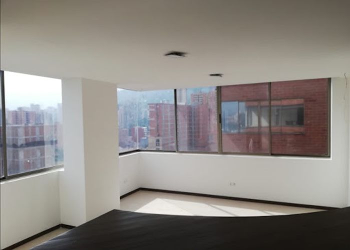 Apartamento de 4 alcobas en venta en Calle Larga, Sabaneta, 239 m² · foto 8 de 13