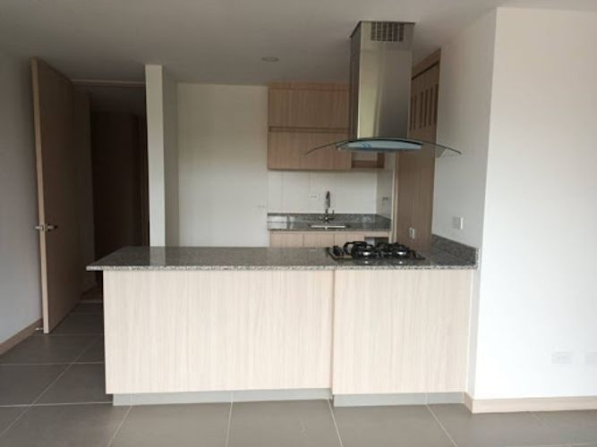 Apartamento de 1 alcoba en venta en El Retiro, 68 m² · foto 3 de 16