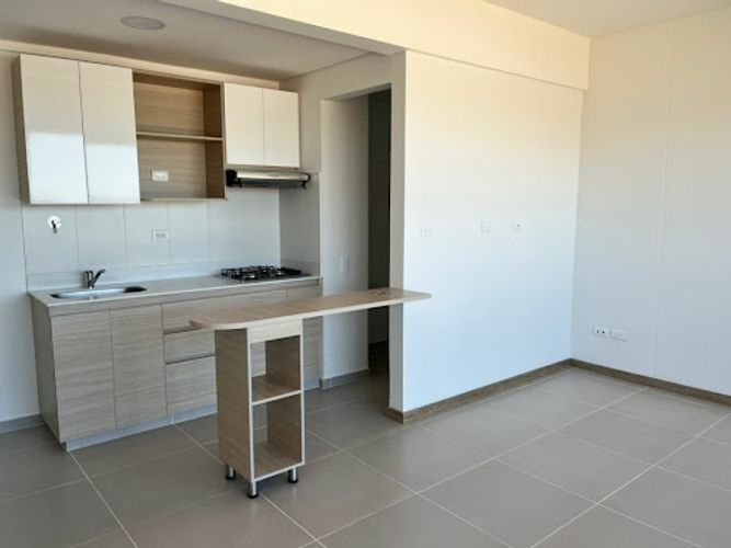 Apartamento de 2 alcobas en venta en Barro Blanco, Rionegro, 58 m² · foto 8 de 14