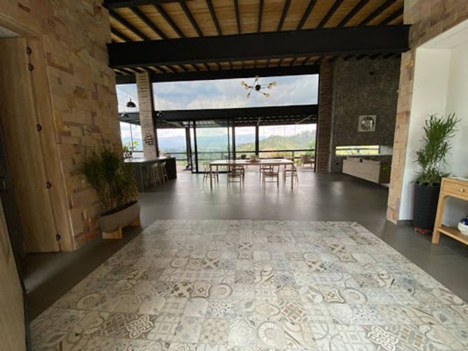 Casa de 5 alcobas en arriendo en Lejos Del Nido, El Retiro, 530 m² · foto 6 de 13