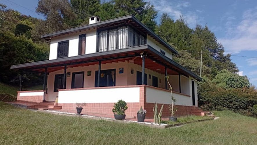 Finca en arriendo en La Mosquita, Guarne, 180 m² · foto 2 de 24
