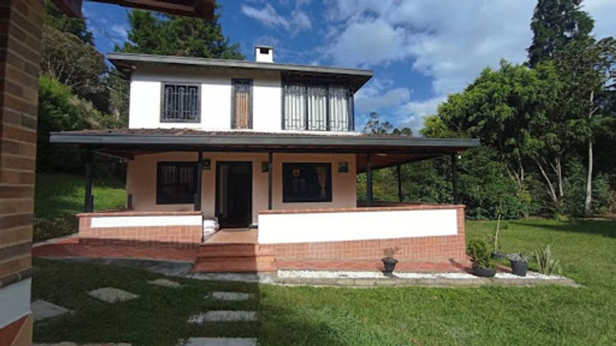 Finca en arriendo en La Mosquita, Guarne, 180 m² · foto 3 de 24