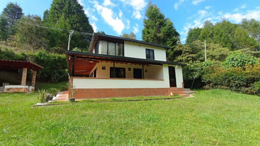 Finca en arriendo en La Mosquita, Guarne, 180 m² · foto 4 de 24