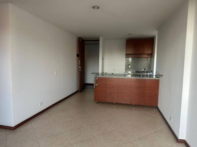 Apartaestudio en arriendo en La Visitación, Medellín, 75 m² · foto 10 de 12