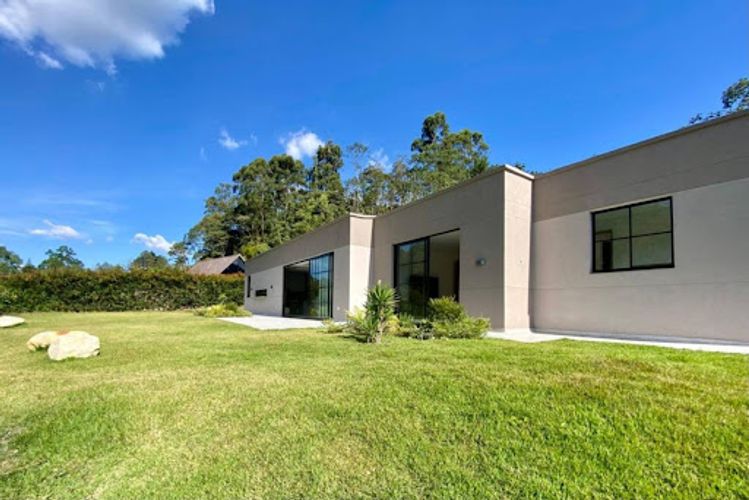 Casa en venta en Llano Grande, Rionegro, 230 m² · foto 4 de 15