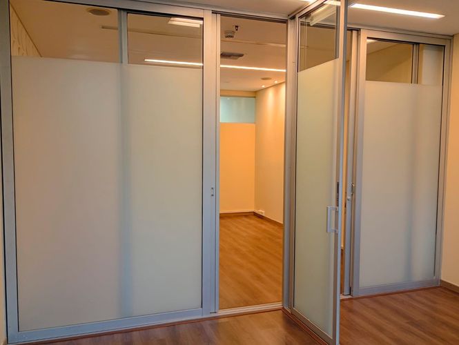 Oficina en arriendo en El Poblado, Medellín, 50 m² · foto 8 de 15