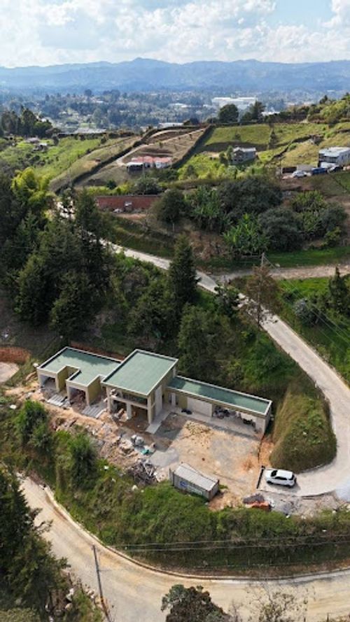 Casa de 3 alcobas en venta en Guarne, 234 m² · foto 14 de 14
