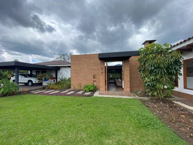 Casa de 3 alcobas en venta en El Bejuco, La Ceja, 375 m² · foto 5 de 12