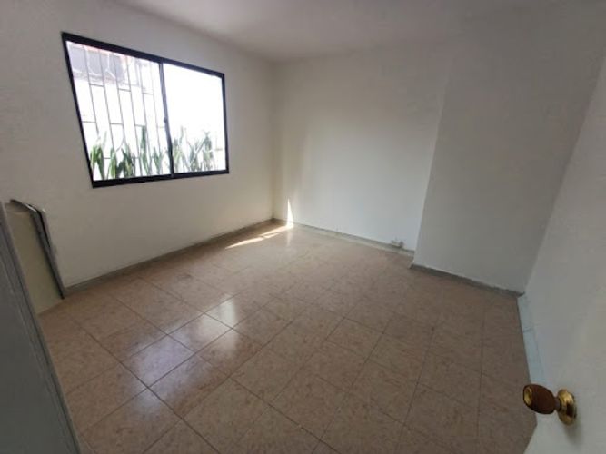 Local en arriendo en Laureles, Medellín, 120 m² · foto 2 de 14