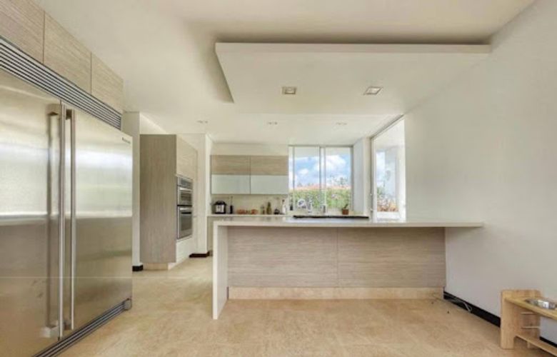 Casa de 6 alcobas en arriendo en Llano Grande, Rionegro, 560 m² · foto 6 de 18