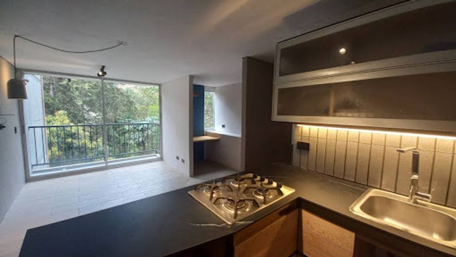 Apartamento de 2 alcobas en venta en San Nicolas, La Ceja, 51 m² · foto 4 de 19