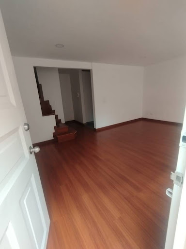 Casa en venta en Villas De Aranjuez, Bogotá · foto 9 de 24