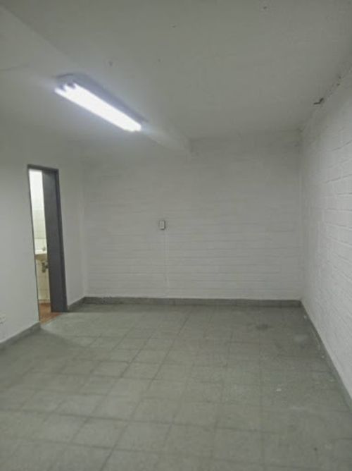 Local en arriendo en Perpetuo Socorro, Medellín, 140 m² · foto 15 de 15