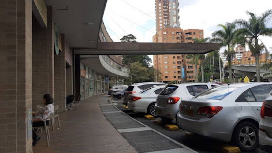 Local en venta en Los Naranjos, Medellín, 104 m² · foto 4 de 22