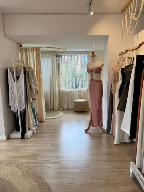 Local en venta en Los Naranjos, Medellín, 104 m² · foto 15 de 22