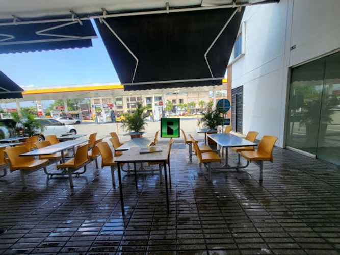 Local en arriendo en La Aguacatala, Medellín, 30 m² · foto 10 de 24