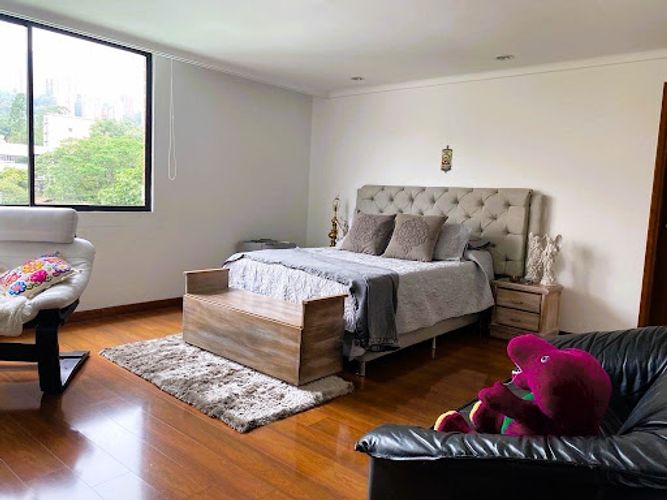 Apartamento en venta en Los Naranjos, Medellín · foto 16 de 24