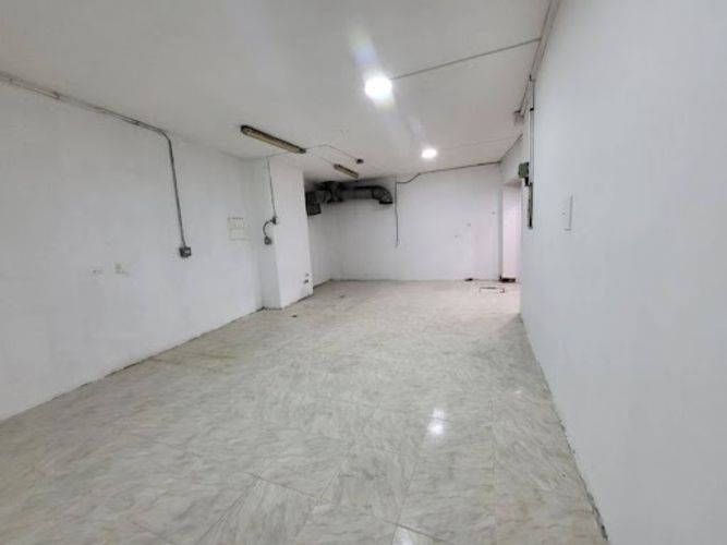 Local en arriendo en La Candelaria, Medellín, 48 m² · foto 11 de 19