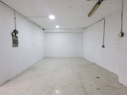 Local en arriendo en La Candelaria, Medellín, 48 m² · foto 13 de 19