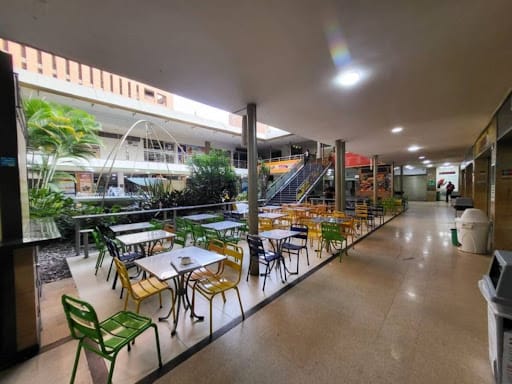 Local en arriendo en La Candelaria, Medellín, 48 m² · foto 16 de 19