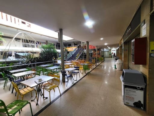 Local en arriendo en La Candelaria, Medellín, 48 m² · foto 17 de 19