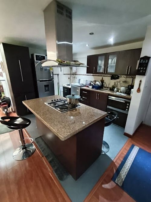 Apartamento de 5 alcobas en venta en La Calleja, Bogotá, 233 m² · foto 6 de 19