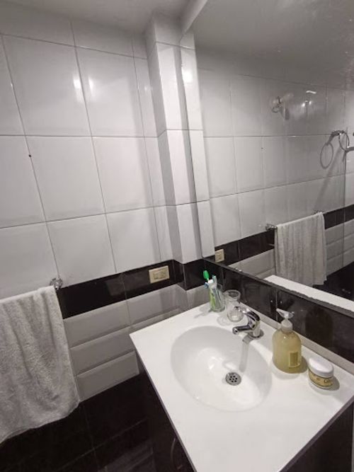 Apartamento de 5 alcobas en venta en La Calleja, Bogotá, 233 m² · foto 10 de 19