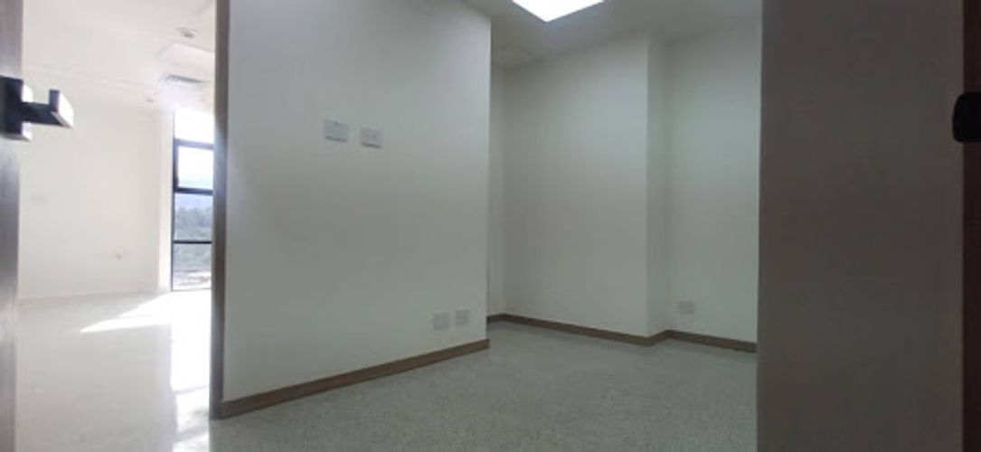 Consultorio en arriendo en Perpetuo Socorro, Medellín, 30 m² · foto 3 de 16