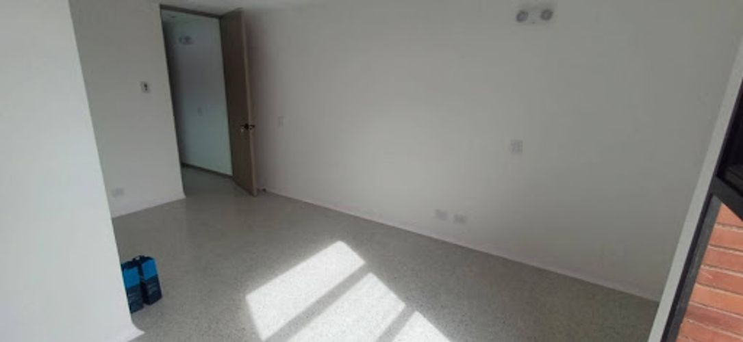 Consultorio en arriendo en Perpetuo Socorro, Medellín, 30 m² · foto 6 de 16