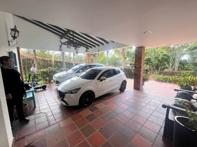 Casa de 3 alcobas en venta en Llano Grande, Rionegro, 400 m² · foto 6 de 24
